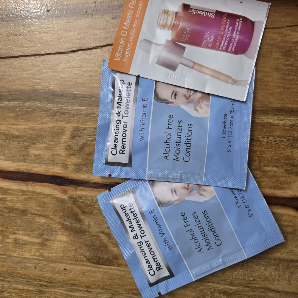 KAB Tinted Lip Gloss, Travel Size Makeup Brush Set, Strivectin Samples &More NEW